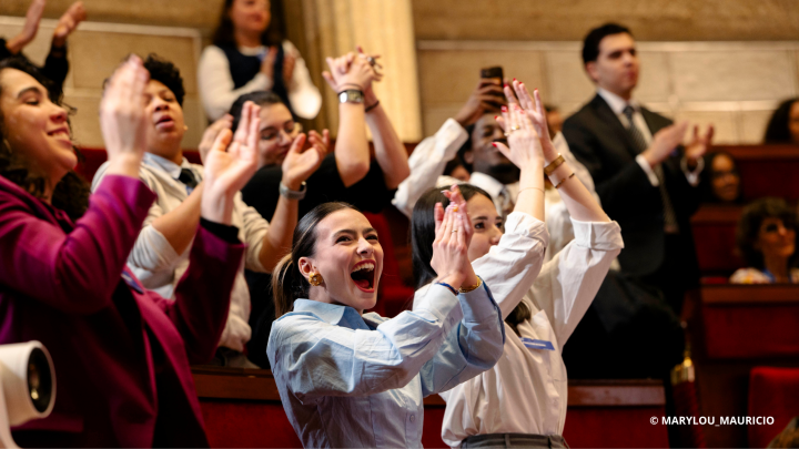 Parlement des Jeunes : quand 200 voix décident de ne plus attendre ...